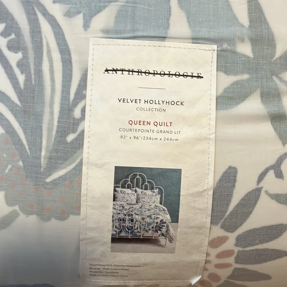 Anthropologie Velvet Hollyhock Quilt Size Queen with Shams NWT